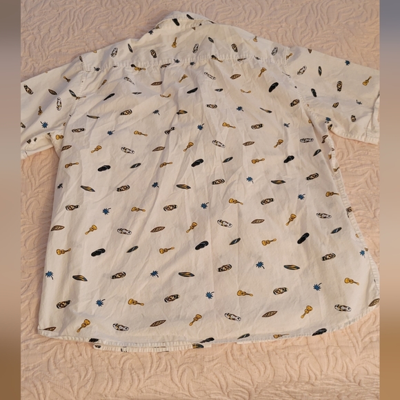 Mens White Dress Shirt Boca Classics Guitar Flip flops Surf board - Picture 8 of 8